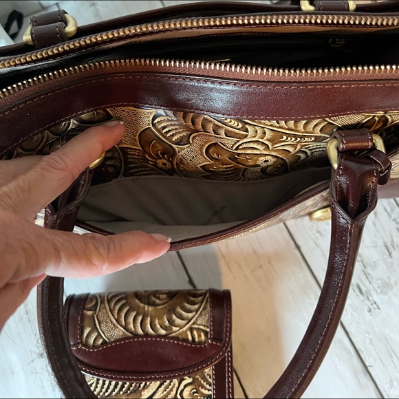BRAHMIN Tan Trellis Satchel And Matching Wallet - Picture 8 of 15